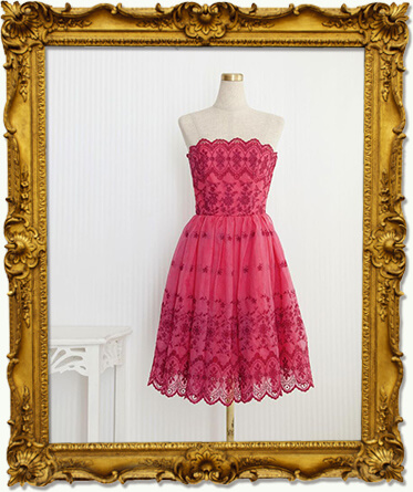 魅惑のセミロングドレス