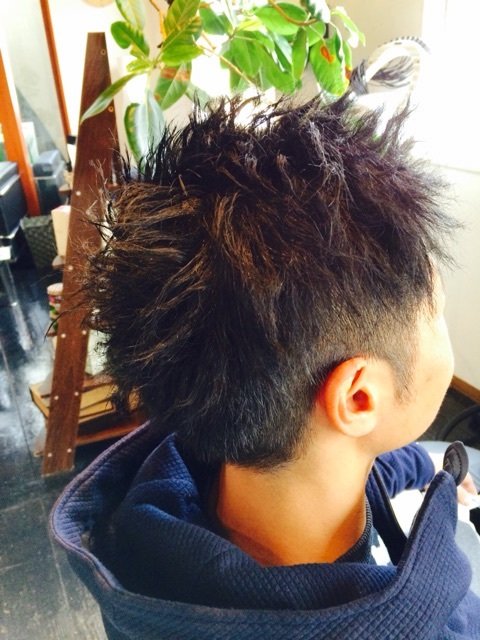 【メンズ】ツイストピンパーマ|R hair