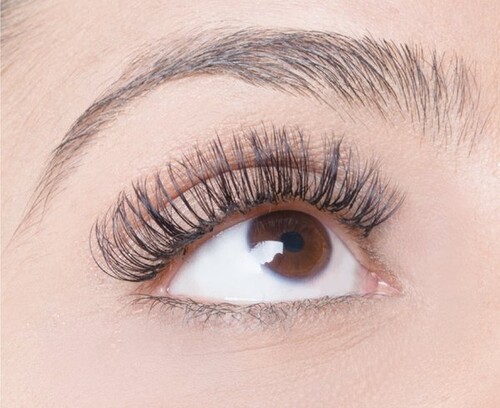 AIRY VOLUME LASH After