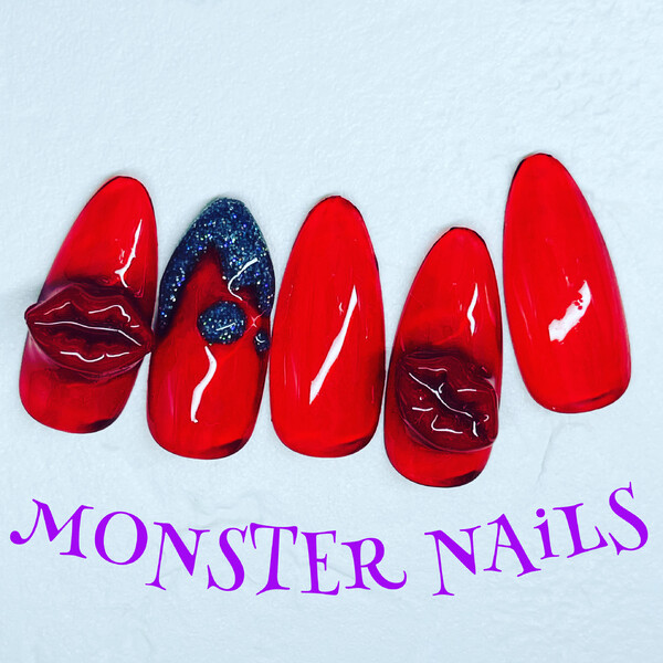 MONSTER NAiLS | 立川のネイルサロン