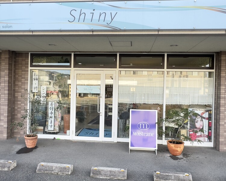 Hair ＆ Esthetic salon Shiny | 薬院/渡辺通/桜坂のネイルサロン