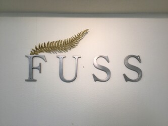FUSS美容室 | 新宿のヘアサロン