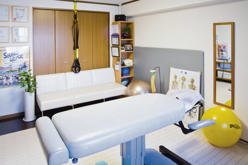 RAKUYA 名駅 カイロ・骨盤矯正・マタニティ産後ケア | 名駅のリラクゼーション RAKUYA 名駅 カイロ・骨盤矯正・マタニティ産後ケア | 名駅のリラクゼーション