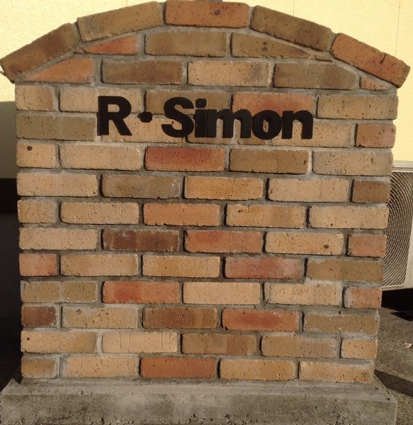 R・Simon | 出雲のヘアサロン