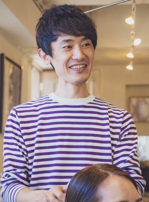 海老原康 | ａｓｈａ ｈａｉｒ ｓｏｌｕｔｉｏｎ　神戸店のチーフスタイリスト