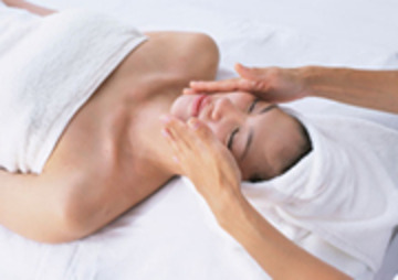 アゴラ 博多店 ［福岡県/博多］