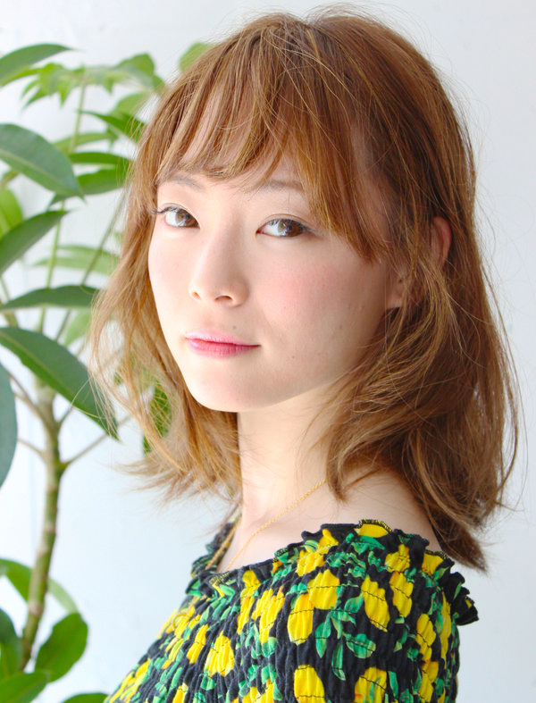 teeta ［神奈川県/武蔵小杉］ 「キメすぎない」がポイント 癒し系くせ毛ミディアム