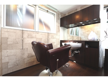 メンズサロン　AZEST【アゼスト】 ［東京都/御茶ノ水］