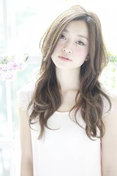 K-two GINZA・QUEEN'S GARDEN ［東京都/銀座］ ゆるふわで大人可愛いスウィートロング♡