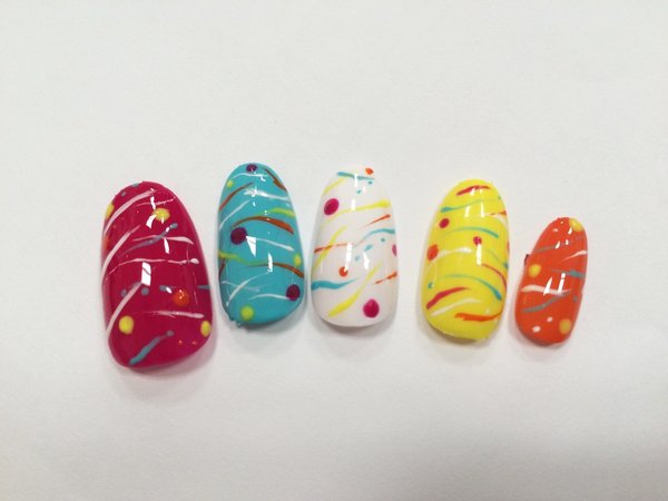 エクセレントネイル　佐世保店 ［長崎県/佐世保］ ちょいレトロ水風船で粋な夏を…