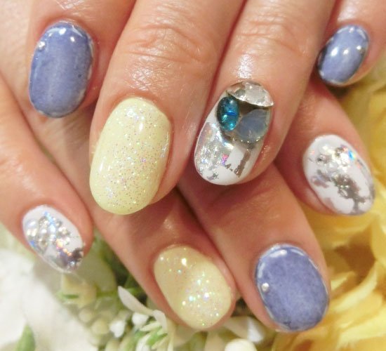 Beauty YOGASalon feel ［大阪府/天満橋/谷町四丁目］ 【デニム×ホイル】かすれ感がおしゃれな爽やかネイル