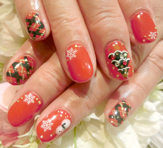 Beauty YOGASalon feel ～Nail～ ［大阪府/天満橋/谷町四丁目］ Ｔｈｅクリスマスデザイン！元気いっぱい真っ赤なショートネイル