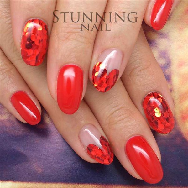 STUNNING NAIL ［東京都/麻布］ 夜桜の下、映えるレッドで大人の雰囲気をアピール♪