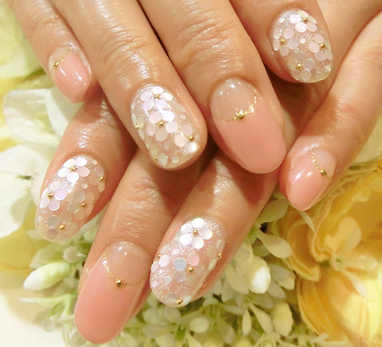 Beauty YOGASalon feel ～Nail～ ［大阪府/天満橋/谷町四丁目］ お花見デートではお花のショートネイルでかわいいアピール！
