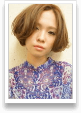 水原希子風ミディアムショートボブ女性写真