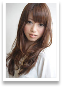 ピュアな♥甘めストレートロング女性写真