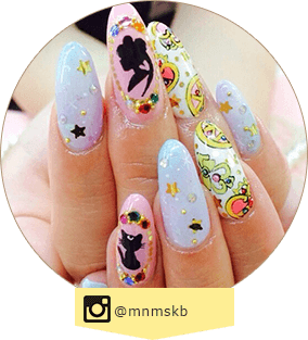 セーラームーンネイル