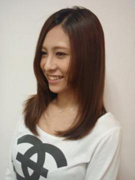 梅雨時期にも負けないナチュラルストレート|hair PACIANT 豪徳寺店