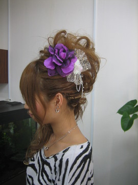 エクステを付けてロングにしてからの～アップ|nitoro