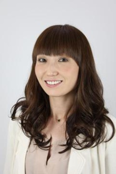 歩くたびに揺れる ゆったりフォルムロング 862 Brooch ブローチ 愛知県 栄 矢場町 の髪型 ヘアスタイルカタログ ビューティーパーク