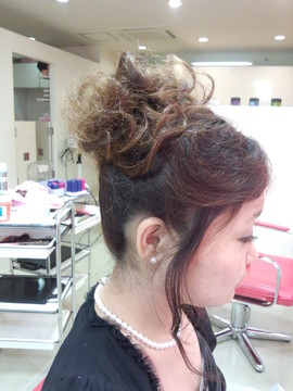 洋装アップ|美容室Age