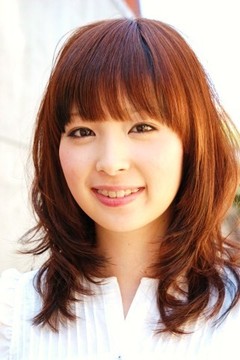 たっぷりレイヤーで大人可愛い小顔ヘア|Tasha