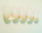 ホロとラメのダブルフレンチネイル|Ｒｅｌｕｈａ　nａｉｌ