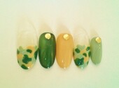 カモフラ変形フレンチネイル|Ｒｅｌｕｈａ　nａｉｌ