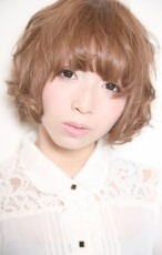 プラチナ×マッシュ|美容室 CHIC 桶川東口店