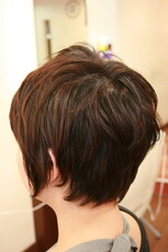 京都　ナチュラルハイライトで創る ショートヘア|hair Qril