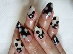 逆フレンチネイル