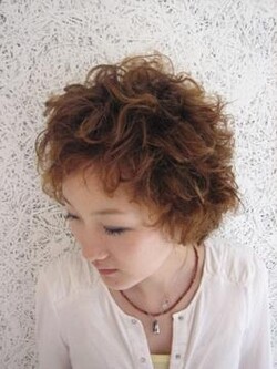 浮かんで弾む　ふわふわカール|ANLOOP