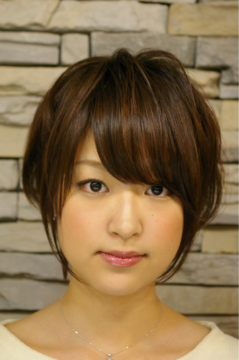 大人度アップのショートスタイル♪|aJyu