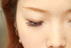 ストーン付きエクステ|La・Belta ～ネイルサロン～