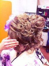 成人式スジ盛りスタイル|Hair Merry