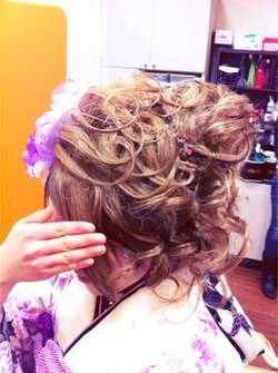 成人式スジ盛りスタイル|Hair Merry