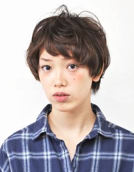 ユニセックスな魅力を放つショート|kisai BUZZ