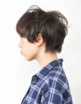ユニセックスな魅力を放つショート|kisai BUZZ