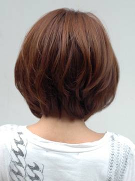 ミディアムレイヤーボブ 2636 Le Ciel ヘアサロン ルシェル 大阪府 心斎橋 の髪型 ヘアスタイルカタログ ビューティーパーク