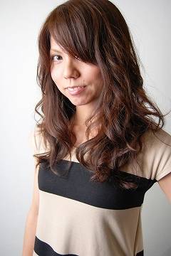 フェミニンロング|Hair resort DiDi un mode