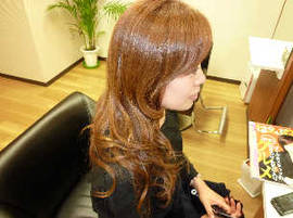 ミックスカールで女性らしく！|Luire HAIR