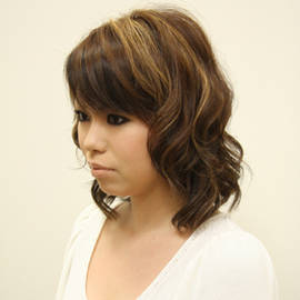 ハイライトとフェイスまわりのローライトが決め手！|Luire HAIR