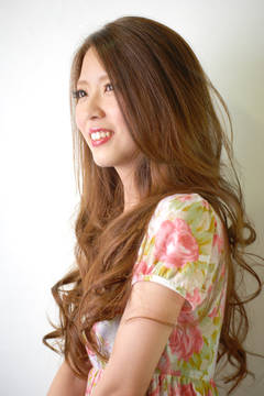 フェミニンロング|Hair resort DiDi un mode