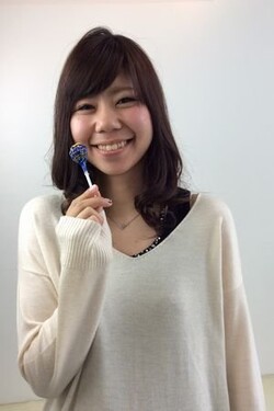 カジュアルバイオレットウェーブ|hair HIRO 中西店