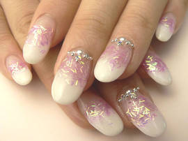 ブライダルやオフィスネイルにも|Nail Salon Creare