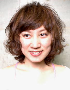 外人風ボブパーマ