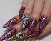 ブランドロゴネイル|nail beauty image