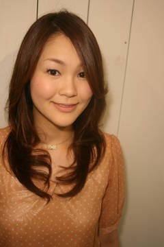 和 NAGOMI hair design