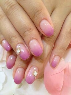 今月の定額ジェルネイルのデザイン　６５００円