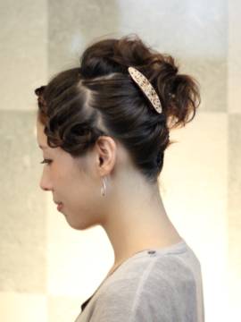 編みこみアップ|美容室chinon